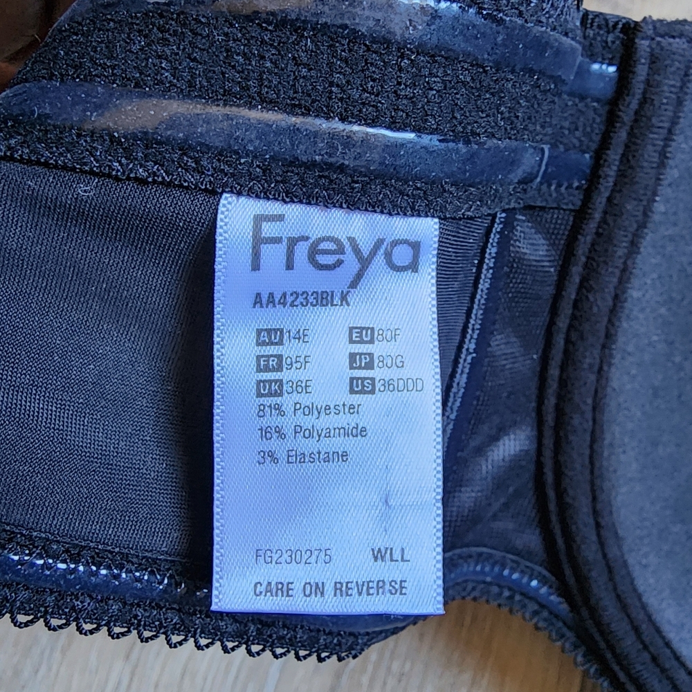 NWOT FREYA BRA - Picture 6 of 8
